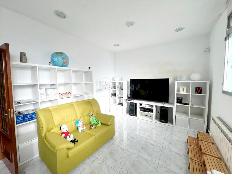 Foto fea4f008-e373-4c06-97e3-479233529721. Flat with heating in Berruguete Madrid
