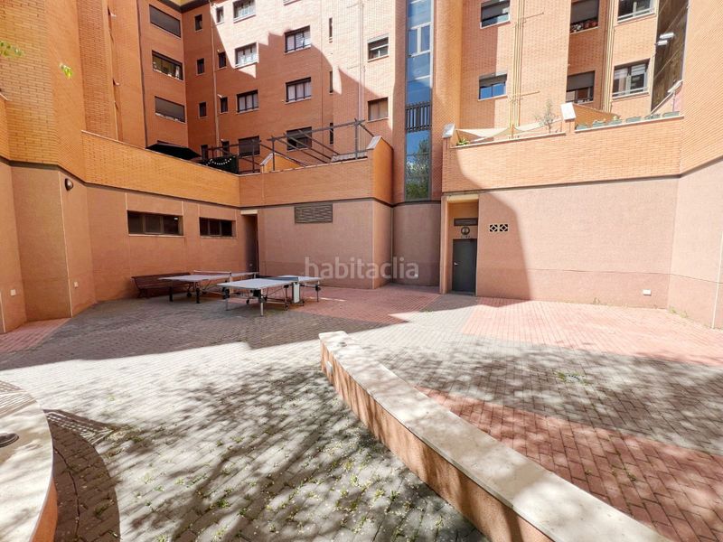Foto b30c61d2-46cc-489c-870b-d1ddff143242. Pis amb xemeneia calefacció piscina a Ensanche Alcalá de Henares