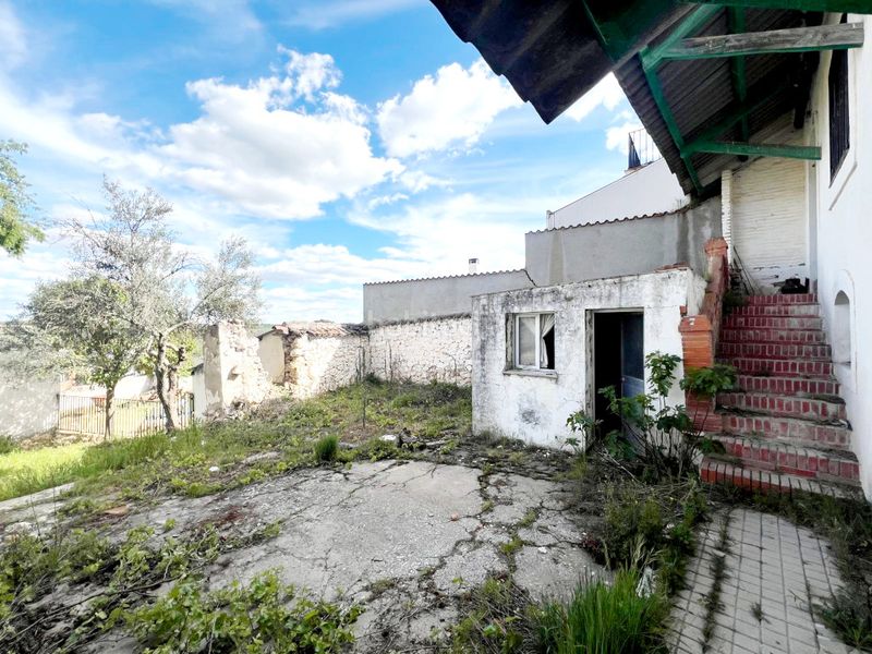 Foto 18a577a4-3925-4bac-a7dd-1242ac518c50. Casa amb xemeneia a Corpa