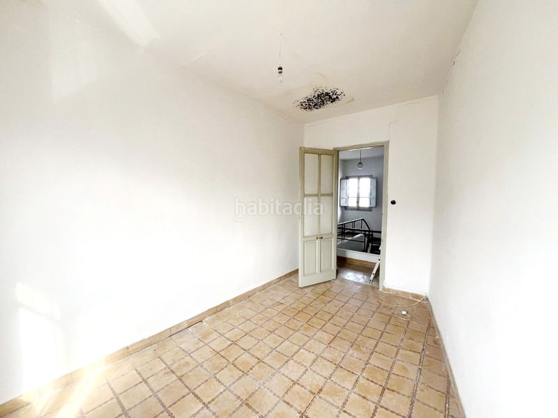 Foto 3abf4ae3-61f5-4511-ae95-a1be5fb4c240. Casa amb xemeneia a Corpa