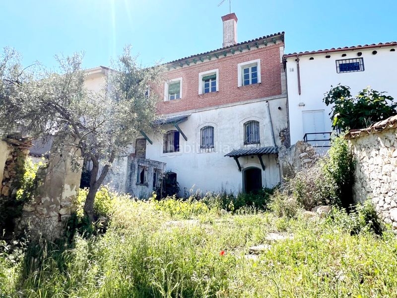 Foto 3be2a025-f87c-4862-a53b-11cc99f036fb. Casa amb xemeneia a Corpa
