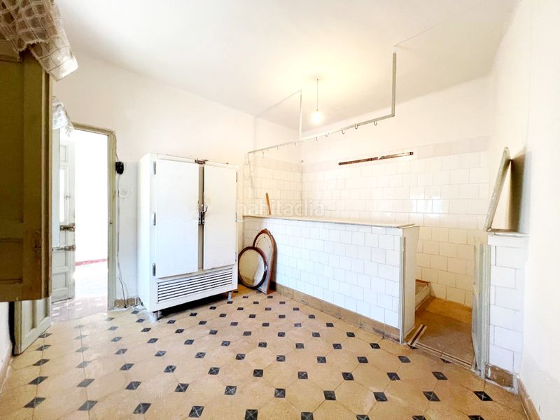 Foto 499cf044-4521-4cd0-b109-e03a467bcd1a. Casa amb xemeneia a Corpa