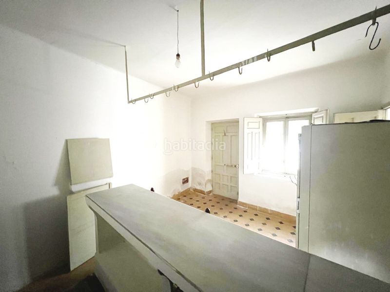 Foto 4a49bb93-44e8-495f-aa5e-36bcc1649ffd. Casa amb xemeneia a Corpa