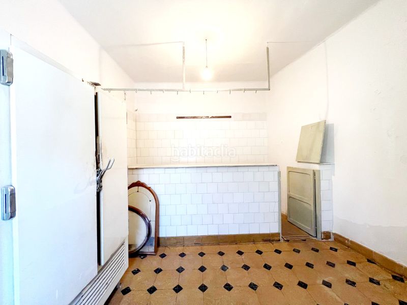 Foto 68ec273d-338d-4c48-9704-491ed6e49d48. Casa amb xemeneia a Corpa