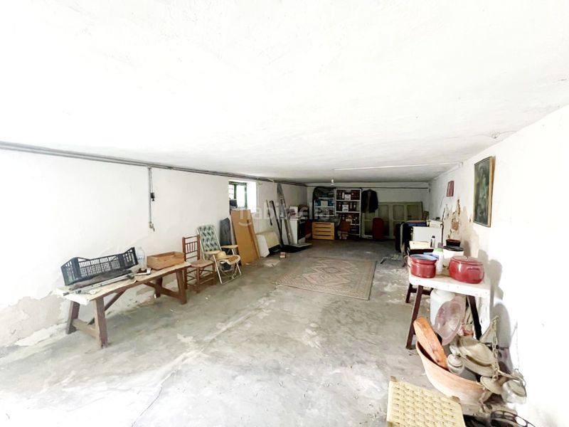 Foto c5570540-8642-42fe-99aa-9f71d0a78307. Casa amb xemeneia a Corpa