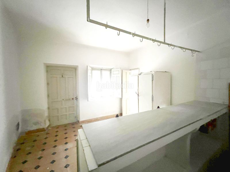 Foto ca85e456-68d3-4aba-a1a9-ad0e9deec67f. Casa amb xemeneia a Corpa