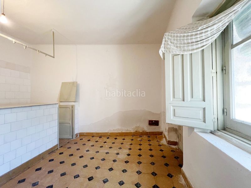Foto d3a09df5-52f0-4208-9663-de013be99755. Casa amb xemeneia a Corpa