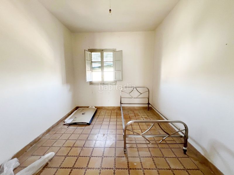 Foto e68294b3-dd1a-4ed6-830a-3f5ba31ee1ad. Casa amb xemeneia a Corpa