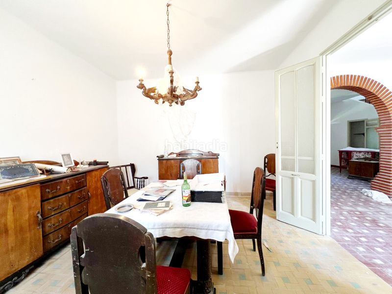Foto ef5db3e3-2ae5-443f-a2e5-5e4773f6c928. Casa amb xemeneia a Corpa