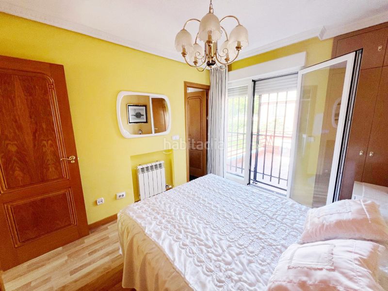 Foto b72de929-d688-4ebd-bd26-3e470a55839d. Xalet amb xemeneia calefacció aparcament a Sector 3 Getafe