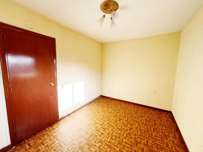 Foto 3b1ea6a2-4b2f-4e79-9906-e725df063ab5. Pis amb calefacció a Orcasitas Madrid