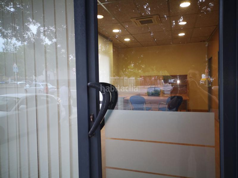 Foto ee376133-4477-4451-be2a-4f92487310e7. Lloguer local comercial amb calefacció a Eixample Mataró