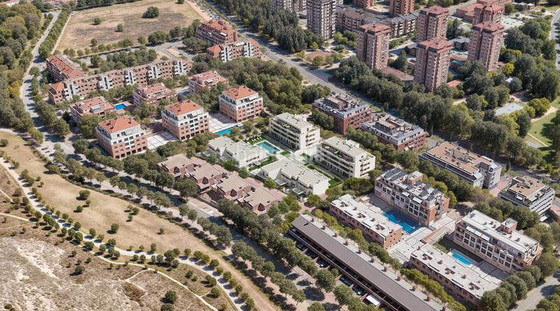 Foto e69ca2fe-eb67-41ca-ae43-1e8ebb8de3ae. Flat in calle del monasterio santa isabel 80 in Huerta del Rey Valladolid