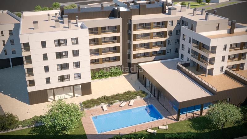 Foto 427d3f6c-f505-4f74-b070-0d732556916b. Piso 150m<sup>2</sup> de 3 dormitorios en urbanización privada con piscina interior y exterior en Zaragoza