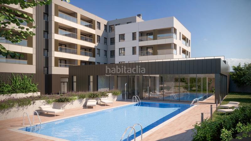 Foto f9cd79d1-4181-4d52-beda-a21acb792dd8. Piso 150m<sup>2</sup> de 3 dormitorios en urbanización privada con piscina interior y exterior en Zaragoza