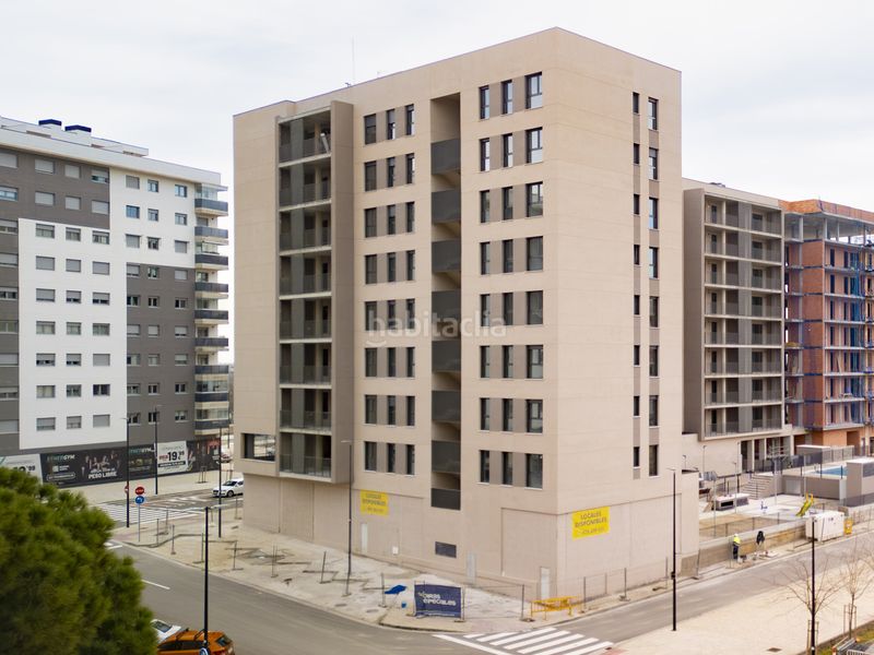 Foto d3176147-05a1-4145-9663-4155477a59bf. Local comercial a calle aires de albada 1 a La Jota Zaragoza