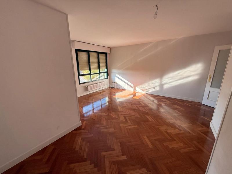 Foto 2335a154-8d70-4c77-a617-cdfa8876dc94. Piso en Suroeste - Zona Hospital Móstoles