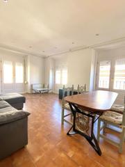 Flat in Mesón de Paredes