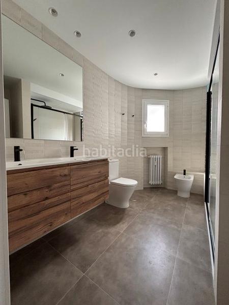 Foto 3e768b0f-b448-4c7d-a6dd-15f078b16ef9. Pis amb calefacció a Argüelles Madrid