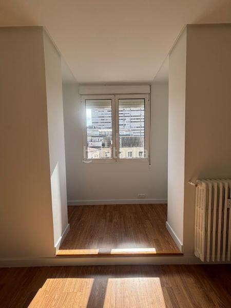 Foto 4fa0cfe0-aa17-44d6-ba22-3c76263cd02f. Pis amb calefacció a Argüelles Madrid