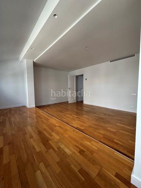 Foto 50da1a8a-6015-4b7d-b683-dd0d35eea0f1. Pis amb calefacció a Argüelles Madrid