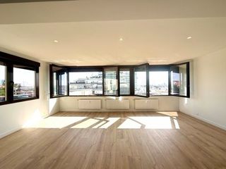 �tic  Quintana. Atico en venta en arg�elles, 6 dormitorios.