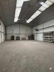 Industrial building  San pablo. Nave logística en venta en barrio la estación, 3 dormitorios.