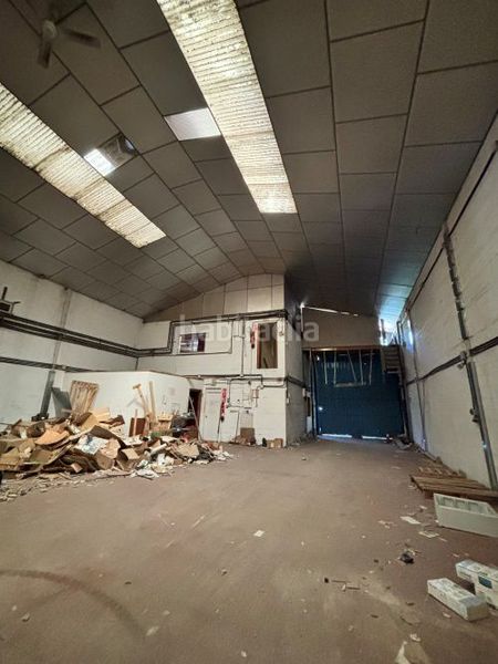 Foto 4d63ca74-40e6-49fe-b36a-dae711c3b43a. Nave industrial  en venta en barrio la estación, 3 dormitorios. en Madrid