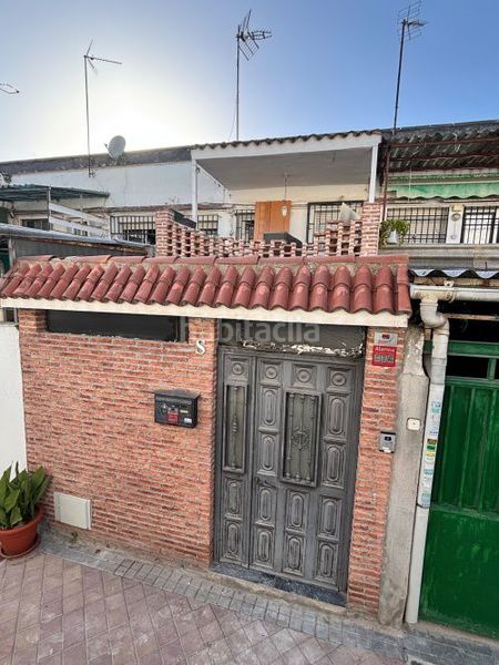 Foto 443eec5b-adfa-45dd-8428-ac6a2b5755cd. Casa adossada amb calefacció a Entrevías Madrid