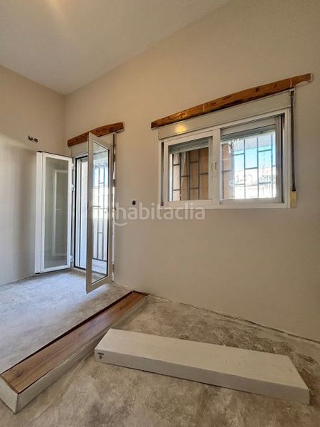 Foto 666844cf-47fb-4e53-99bb-3826ccc3fa3d. Casa adossada amb calefacció a Entrevías Madrid