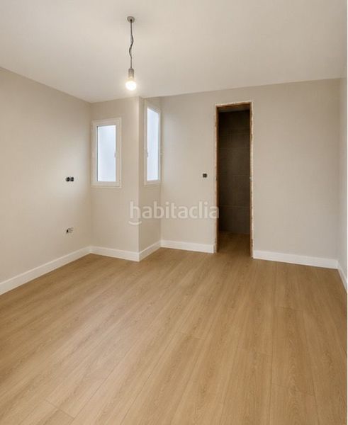 Foto e5860677-c57a-45e2-9341-d25b3143c68c. Casa adossada amb calefacció a Entrevías Madrid