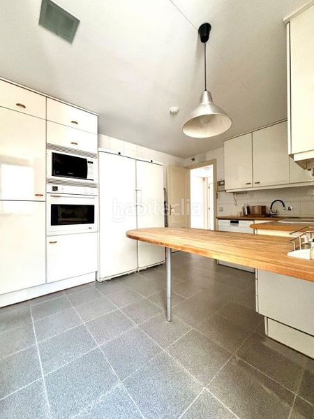 Foto fcfa6013-c4af-477b-92b4-56abd01034c5. Rent flat with heating parking in Timón Madrid