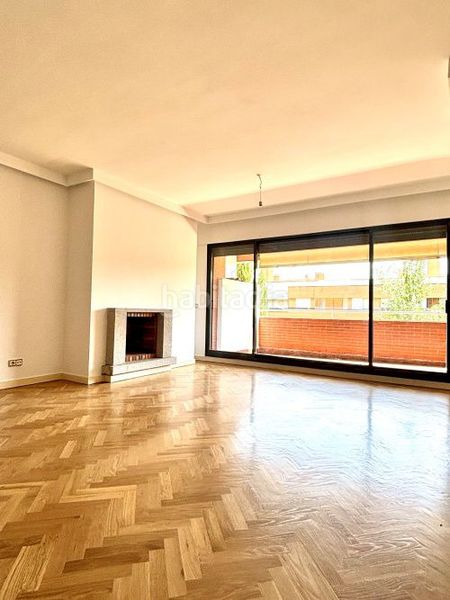 Foto 2306d35d-c87b-4b47-917b-fba3701235d5. Rent flat with heating parking in Timón Madrid