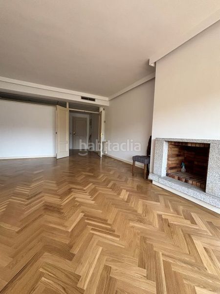 Foto e200beaa-733c-4d18-89d5-3c35882b90c2. Rent flat with heating parking in Timón Madrid
