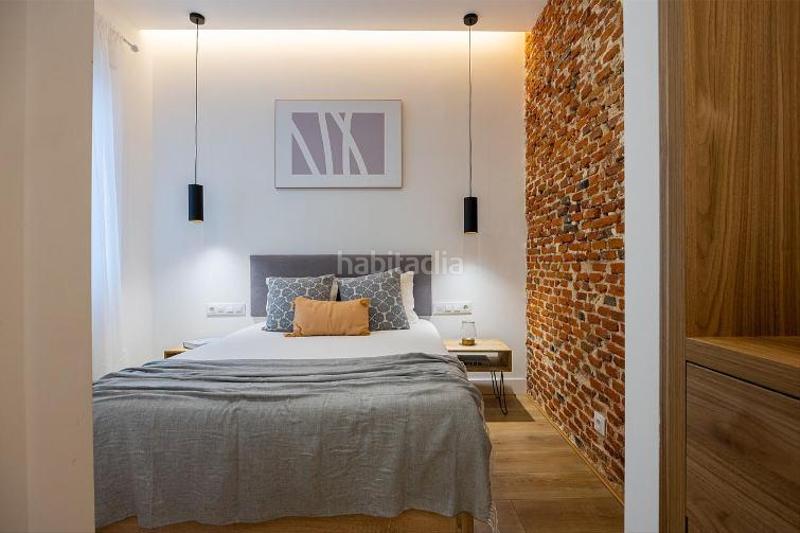 Foto 0fb32f74-84bf-492e-aede-e1fa5736c89d. Piso en Cortes-Huertas Madrid