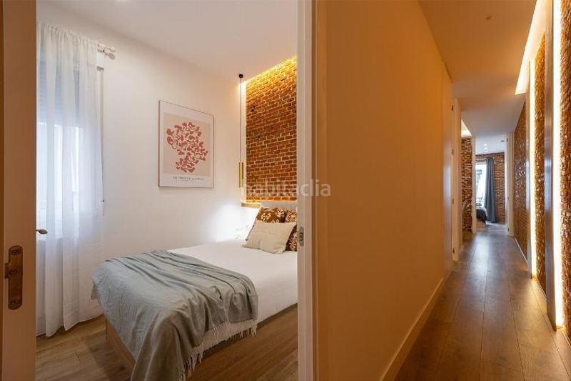 Foto d4de9aaa-ae69-4e6c-9015-c464af4e74f5. Piso en Cortes-Huertas Madrid