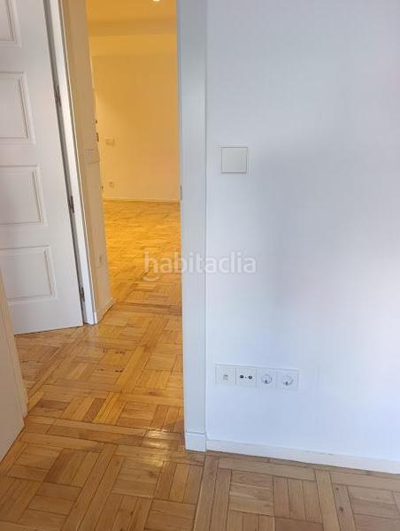 Foto ddd8993a-f21d-4738-8192-61a39a691bda. Alquiler piso en Fuente del Berro Madrid