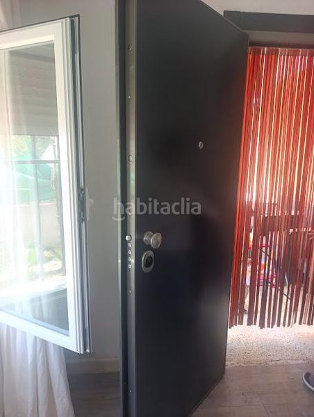 Foto 1adf7e0e-f4fc-4277-9c63-e25629eb56f4. Casa amb piscina a Escalona