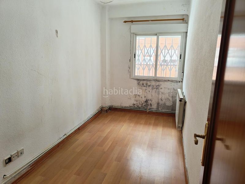 Foto a0a81242-8294-4560-a630-fba2a6aecb8b. Pis a Villaverde Alto Madrid