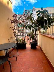 Studio in El Poble Sec - Parc de Montjuc. Oportunidad! estudio con terraza de 5 m2