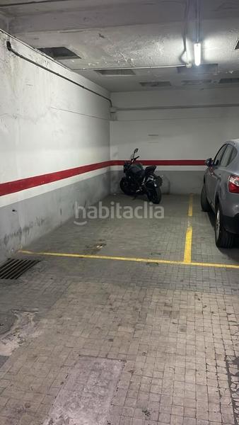 Foto bd12fec4-1afa-4f50-9a85-0d8ff9f16926. Autoparkplatz in Raval Barcelona