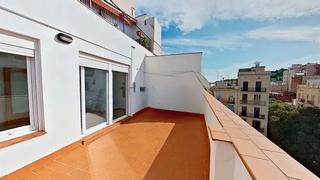 Attico  Carrer de la frança xica. Fabuloso ático con terraza a nivel