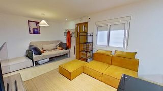 Piso  Carrer bòbiles. Bonito piso de 2 habitaciones muy luminoso