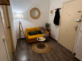 Estudi  Carrer de viladomat. Bonito estudio en calle viladomat junto calle manso
