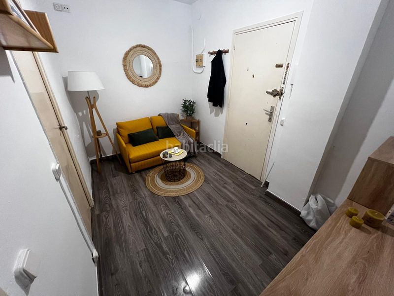 Foto 12e5139c-201a-4518-be26-745fbe7cb469. Estudi a Sant Antoni Barcelona