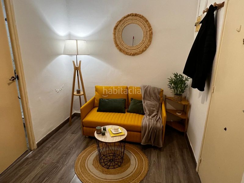 Foto 782cdc15-8999-4f73-b38e-3545844a1b34. Estudi a Sant Antoni Barcelona