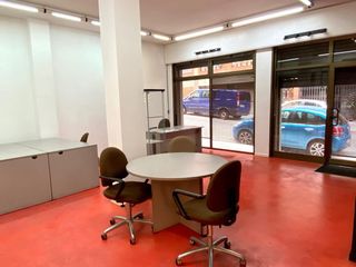 Local Comercial en Carrer de Cabanes