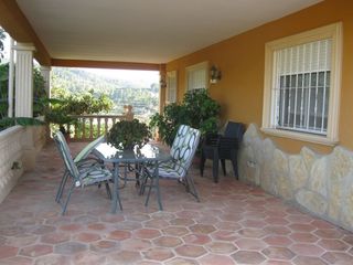 Chalet in Font d´en Carròs (la). Chalet unifamiliar cerca de pueblo