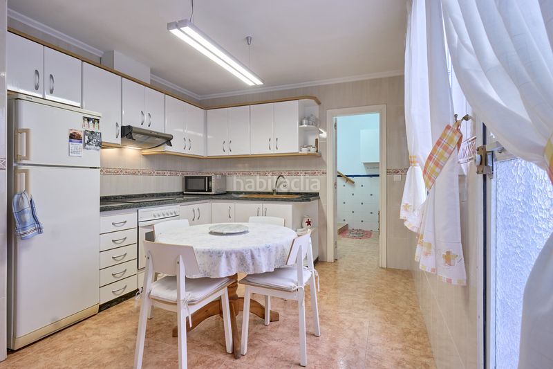 Foto ebc4dc18-ff41-4547-b13c-02ce83945164. Casa adosada en Font d´en Carròs (la)