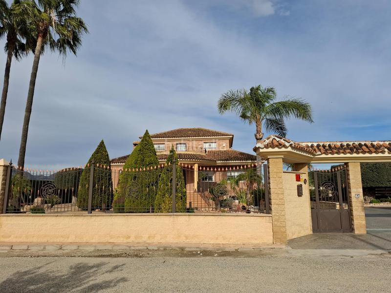 Foto 7a12ae3c-0de1-4ef1-bc15-18088bb76c22. Chalet avec chauffage parking dans Santa Cruz Murcia